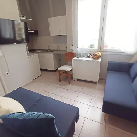 Gm Harbor Apartment